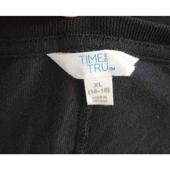 Time and True XL (16-18) Women's Long Sleeve Black Recycled Poly Scoop Neck Blou - Picture 4 of 5